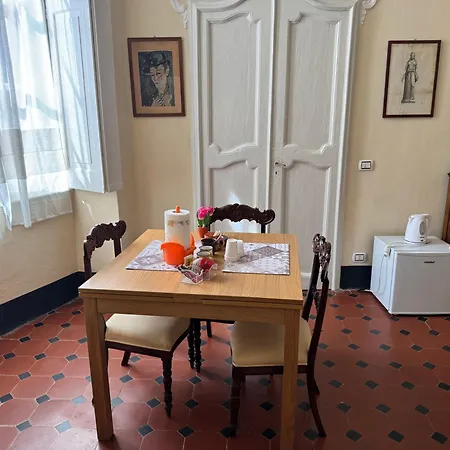 La Di Leo Habitación en casa particular